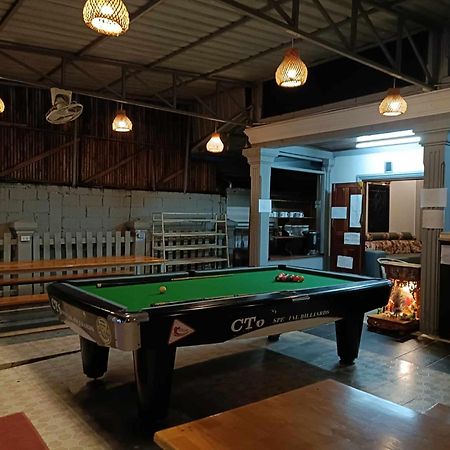 City Backpackers Center 루앙프라방 외부 사진