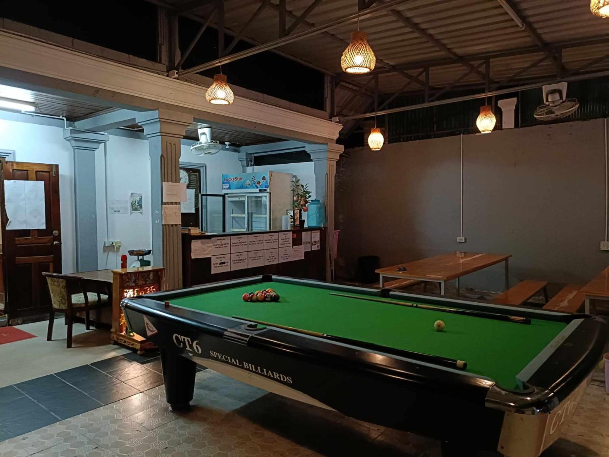 City Backpackers Center 루앙프라방 외부 사진