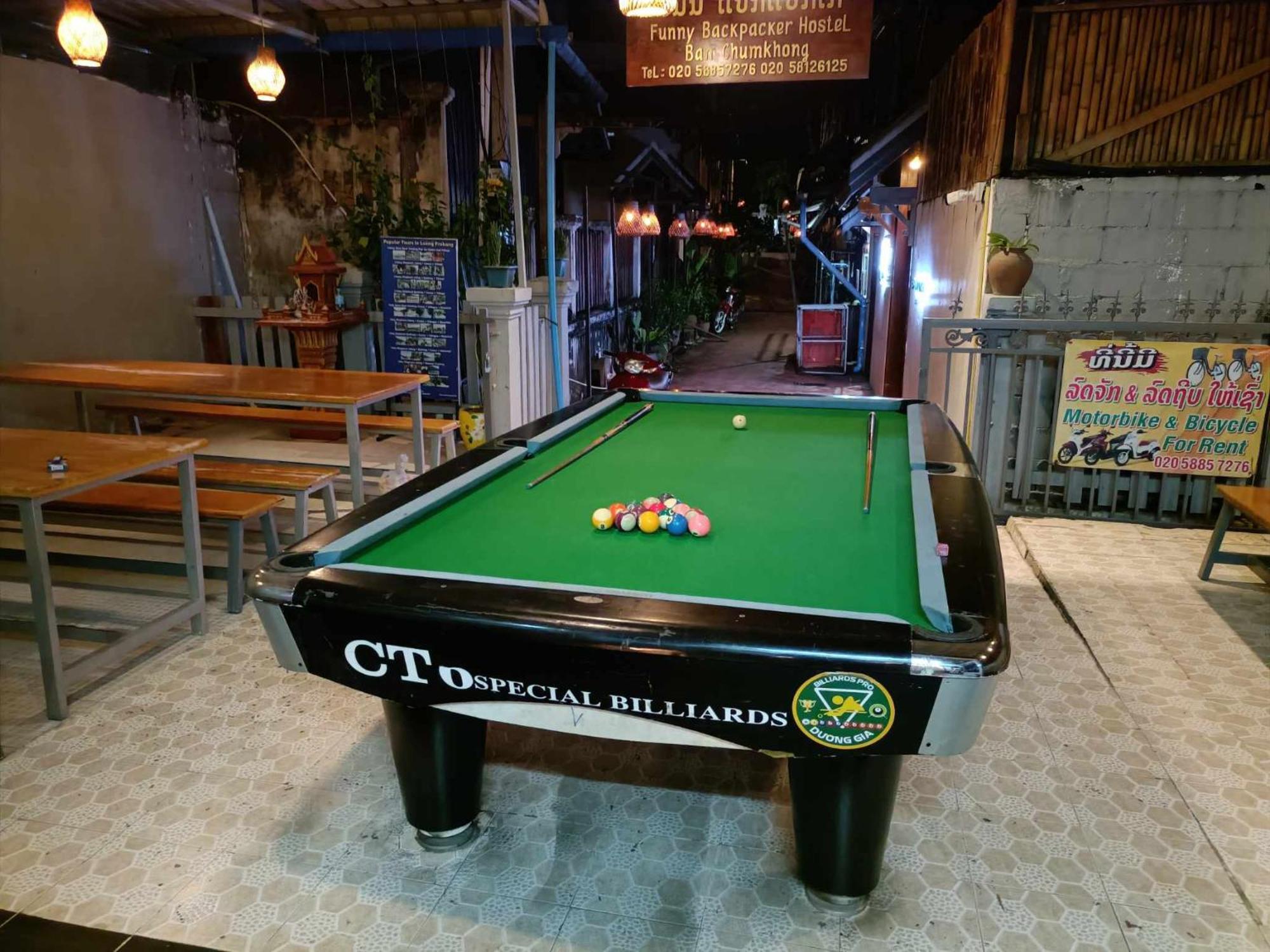 City Backpackers Center 루앙프라방 외부 사진