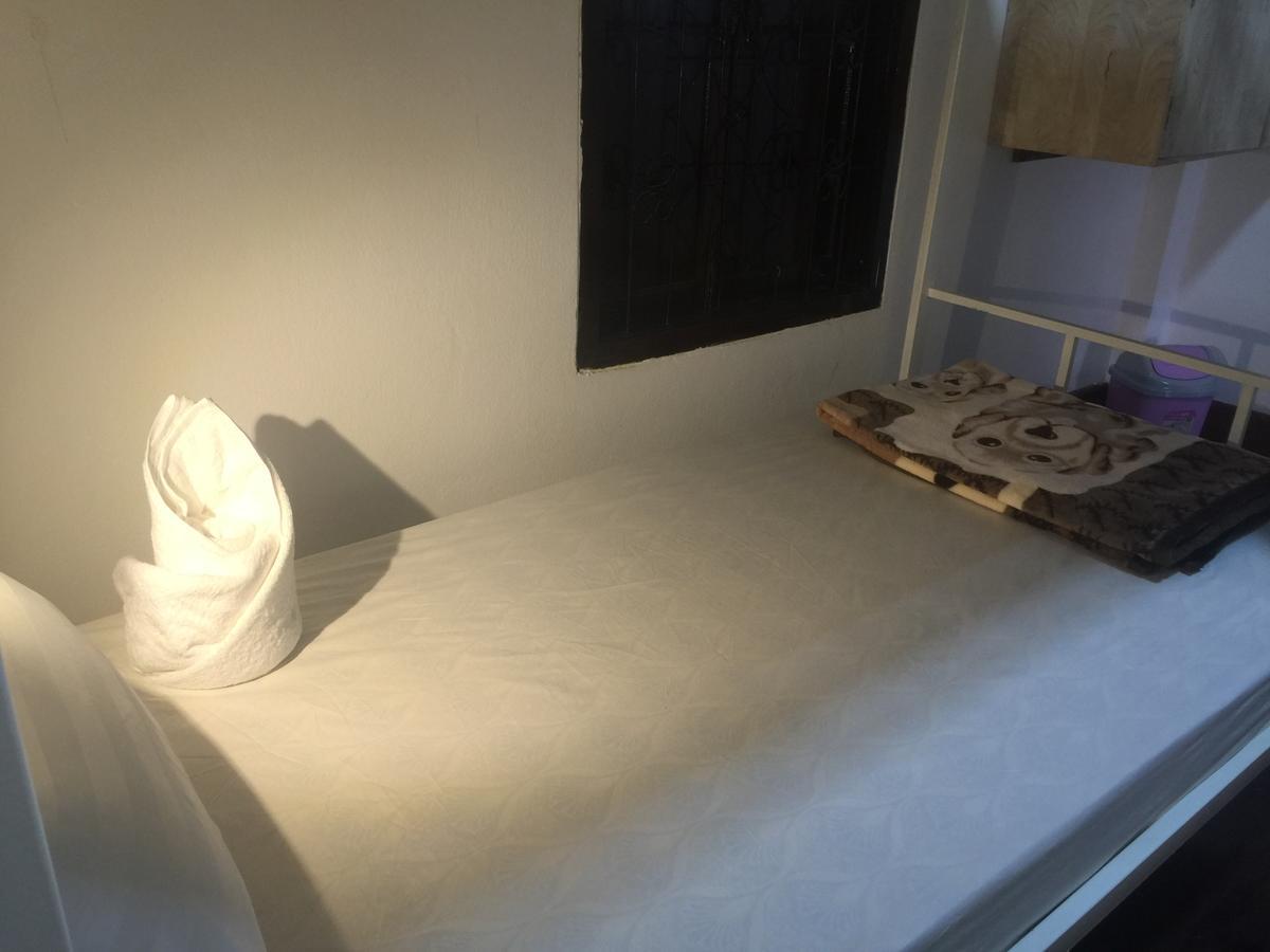 City Backpackers Center 루앙프라방 외부 사진