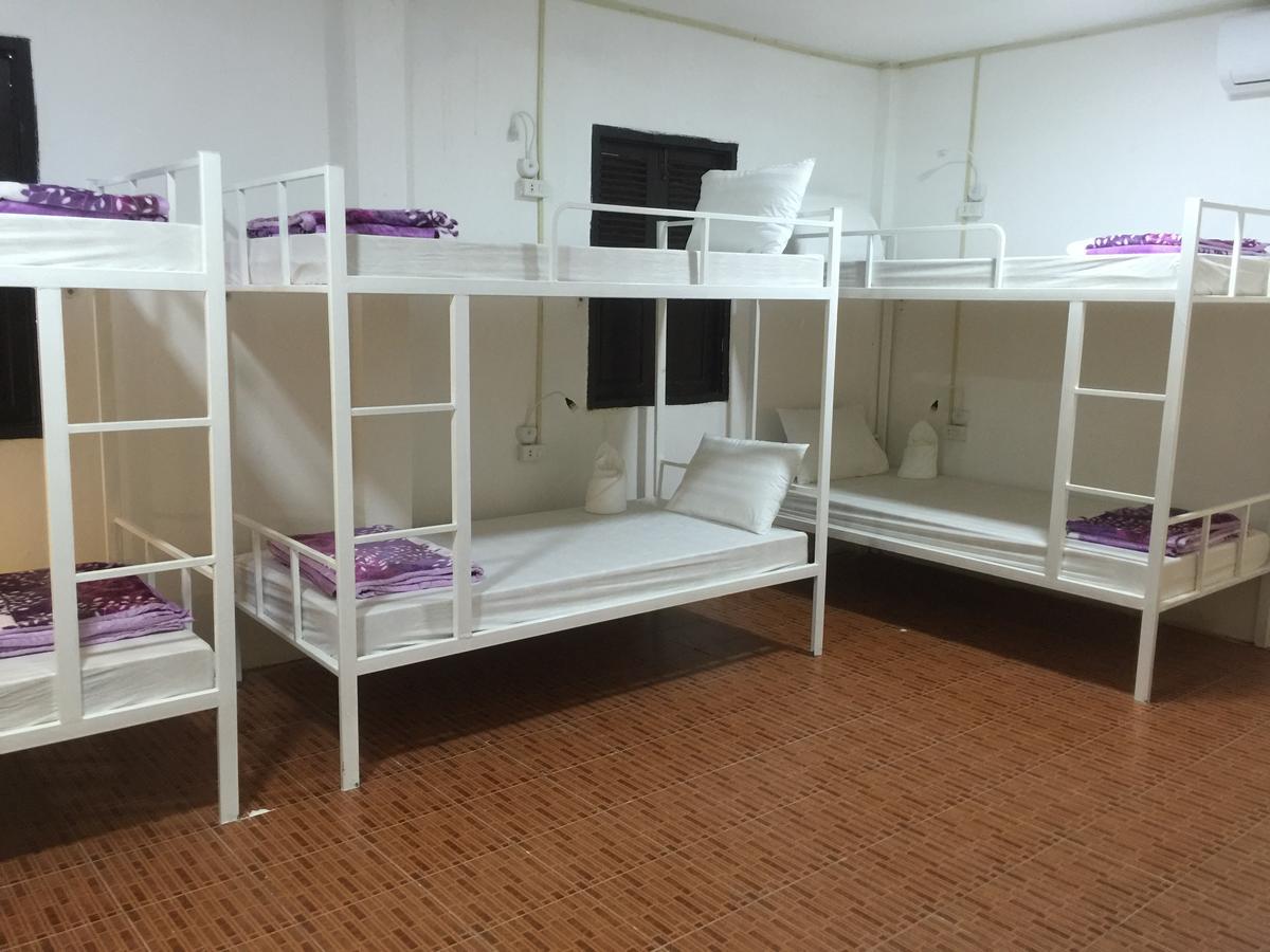 City Backpackers Center 루앙프라방 외부 사진