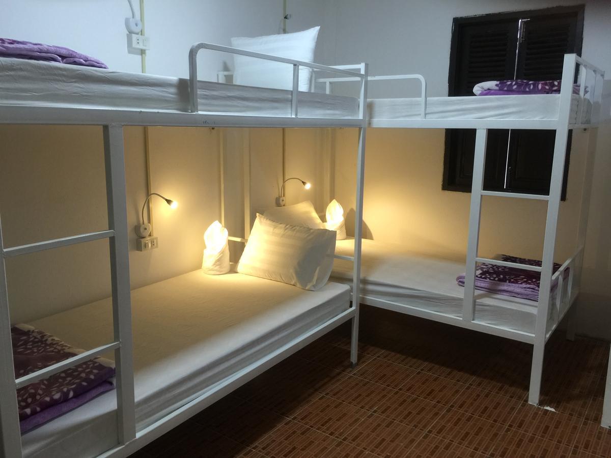 City Backpackers Center 루앙프라방 외부 사진